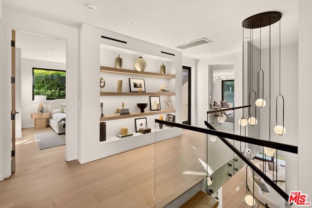 12035 Navy Street, Los Angeles, CA 90066