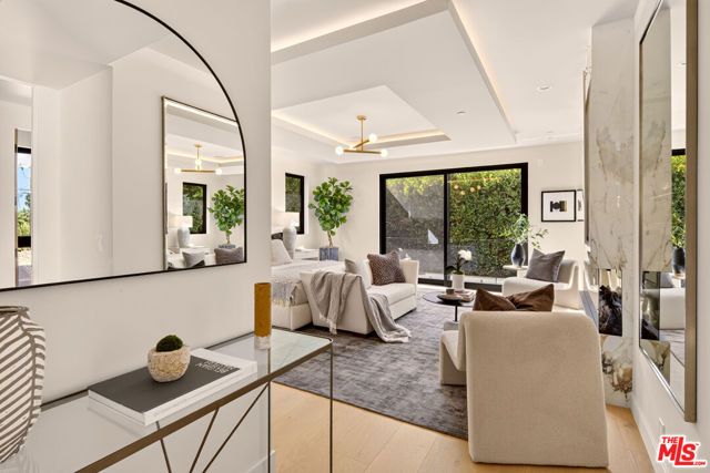 12035 Navy Street, Los Angeles, CA 90066