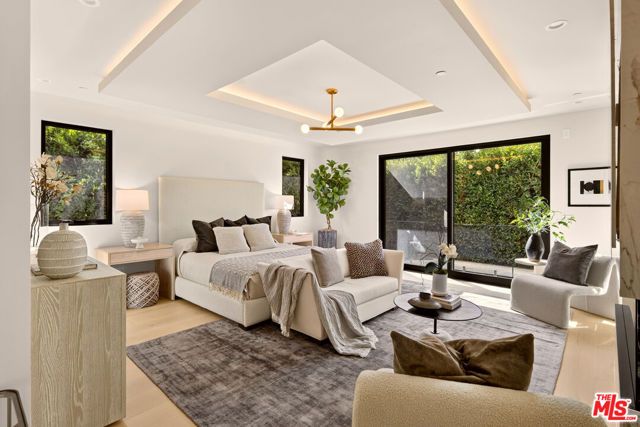12035 Navy Street, Los Angeles, CA 90066
