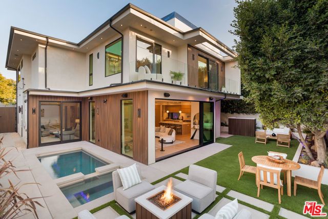 12035 Navy Street, Los Angeles, CA 90066