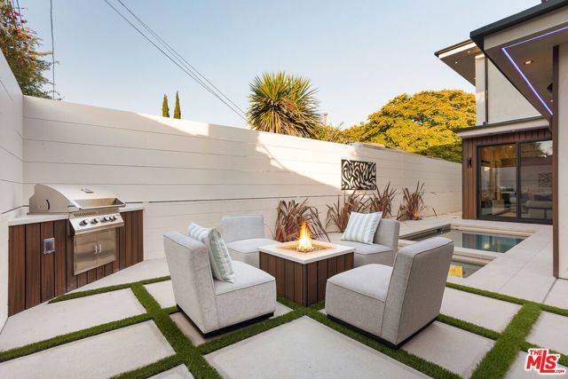 12035 Navy Street, Los Angeles, CA 90066