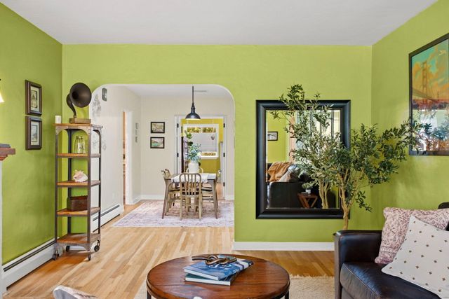 1009 Adams Street SE, Albuquerque, NM 87108