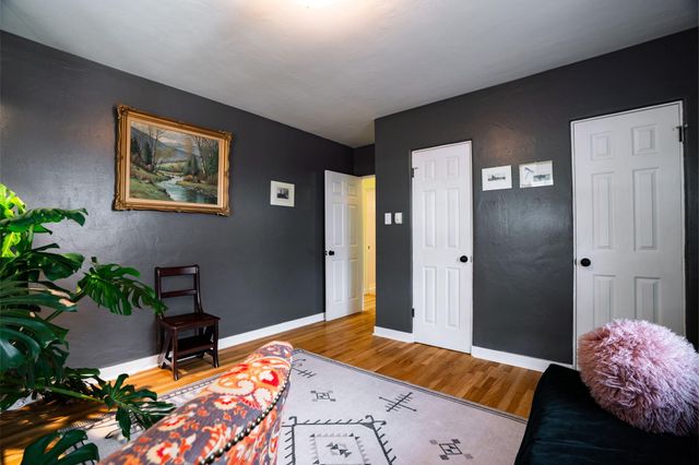 1009 Adams Street SE, Albuquerque, NM 87108