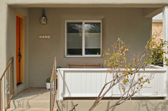 1009 Adams Street SE, Albuquerque, NM 87108