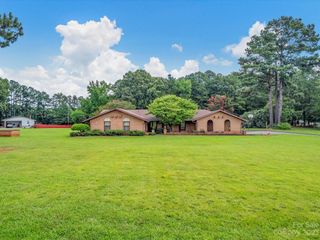 13101 Phillips Road, Matthews, NC 28105