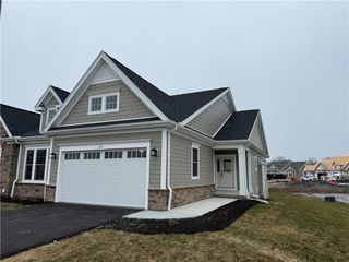 205 Cos Grande, Brighton, NY 14618