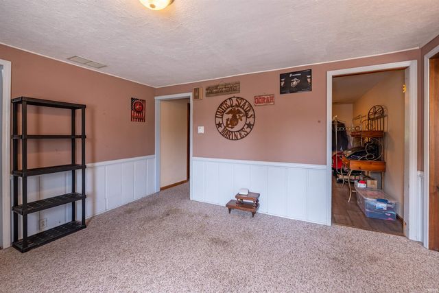 11791 N State Road 13 Road, Syracuse, IN 46567