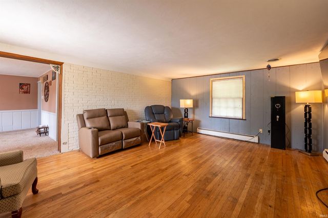 11791 N State Road 13 Road, Syracuse, IN 46567