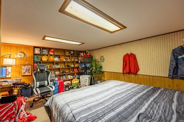 11791 N State Road 13 Road, Syracuse, IN 46567