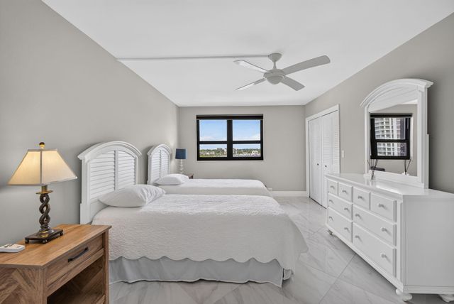 1208 MARINE Way 402, North Palm Beach, FL 33408