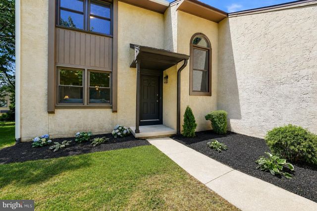 1 EDINBURGH CT, Newark, DE 19711