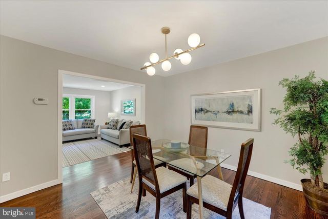 1 EDINBURGH CT, Newark, DE 19711