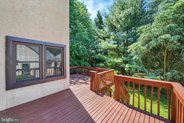 1 EDINBURGH CT, Newark, DE 19711