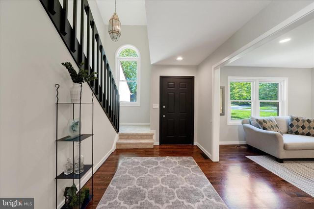 1 EDINBURGH CT, Newark, DE 19711