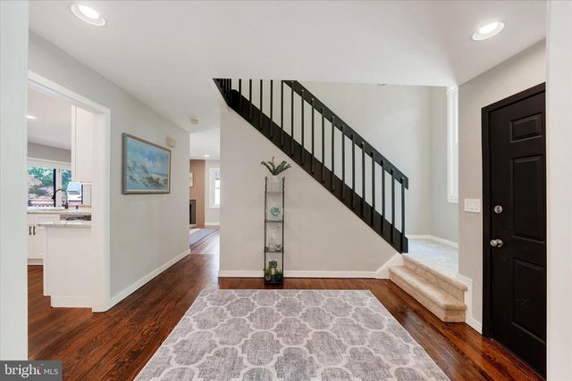 1 EDINBURGH CT, Newark, DE 19711
