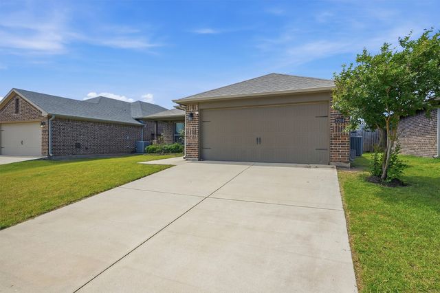 2214 Southridge Lane, Sherman, TX 75092