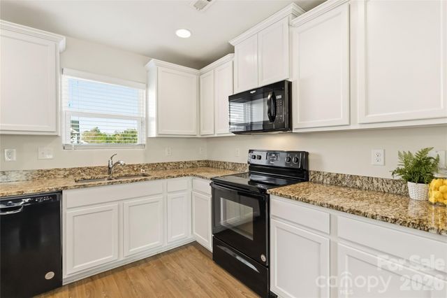 14015 Rory Glen Lane, Charlotte, NC 28215