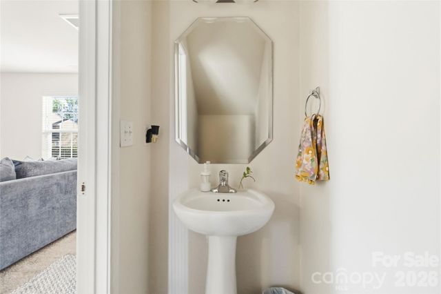 14015 Rory Glen Lane, Charlotte, NC 28215