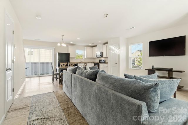 14015 Rory Glen Lane, Charlotte, NC 28215