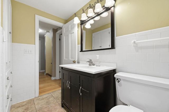 1002 10th Street S, Moorhead, MN 56560