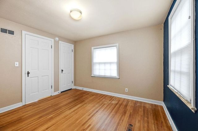 1002 10th Street S, Moorhead, MN 56560