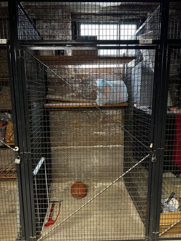 7031 N Sheridan Road 2E, Chicago, IL 60626