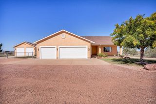37 E Lyons Dr, Pueblo West, CO 81007