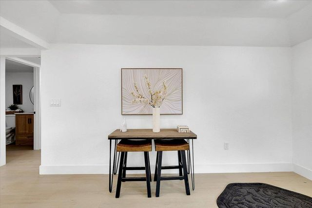 5620 Arboga Rd, Olivehurst, CA 95961