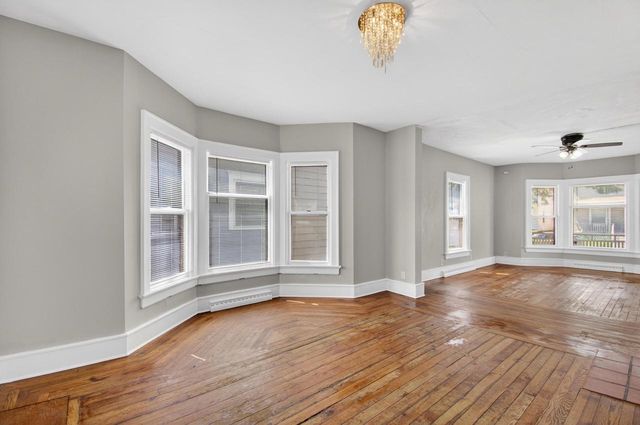 901 Grove AVENUE, Racine, WI 53405