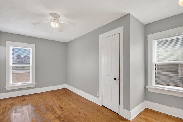 901 Grove AVENUE, Racine, WI 53405