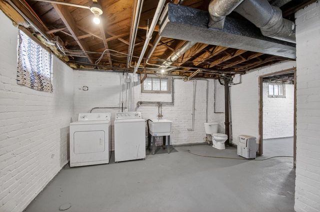 901 Grove AVENUE, Racine, WI 53405
