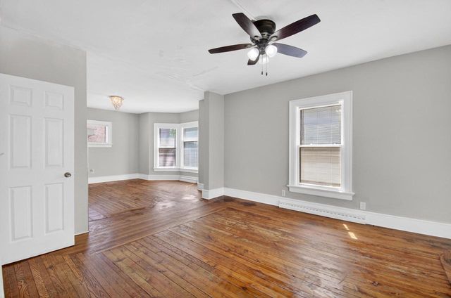 901 Grove AVENUE, Racine, WI 53405
