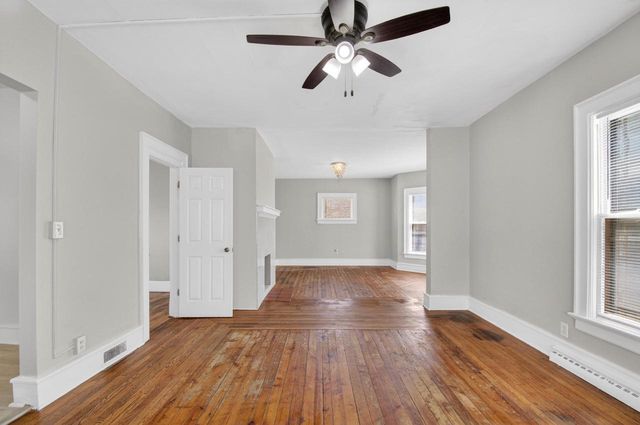 901 Grove AVENUE, Racine, WI 53405