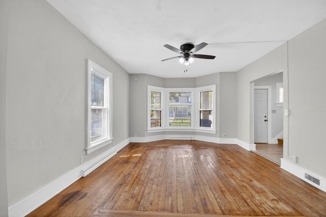 901 Grove AVENUE, Racine, WI 53405