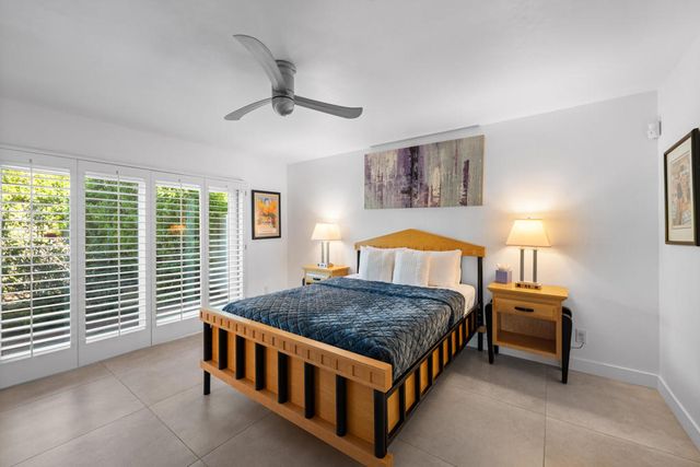 1381 S Calle Marcus, Palm Springs, CA 92264