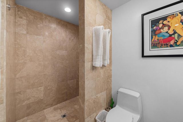 1381 S Calle Marcus, Palm Springs, CA 92264