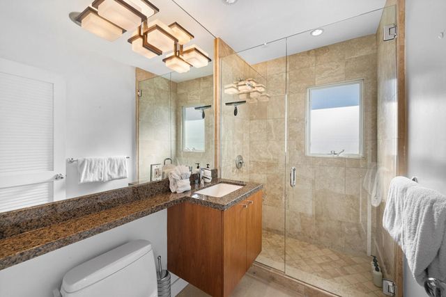 1381 S Calle Marcus, Palm Springs, CA 92264