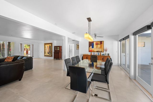 1381 S Calle Marcus, Palm Springs, CA 92264