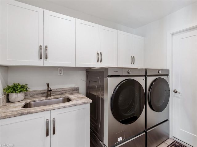 1029 Wittman DR, Fort Myers, FL 33919
