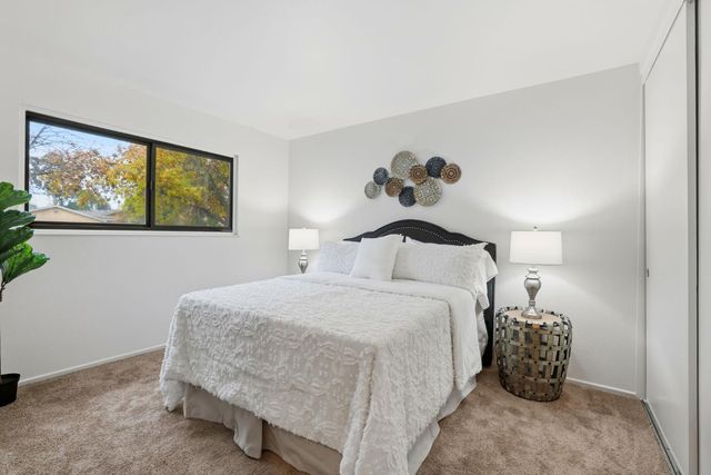 6626 Dawson Way, Sacramento, CA 95823