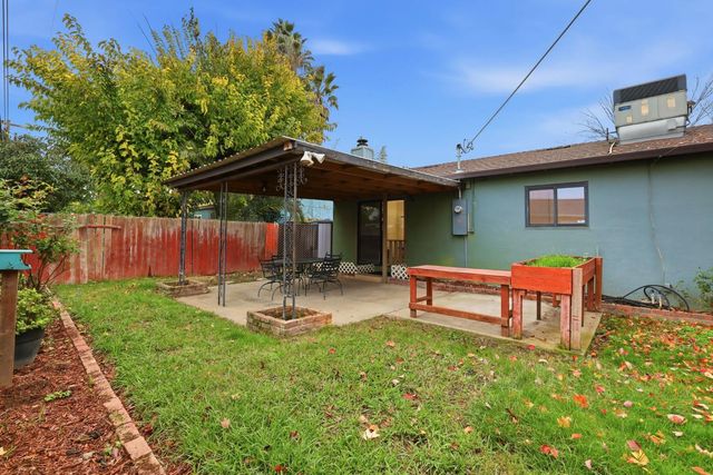 6626 Dawson Way, Sacramento, CA 95823