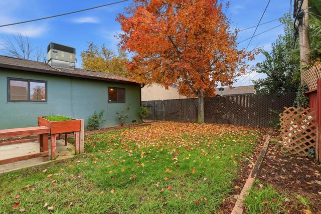 6626 Dawson Way, Sacramento, CA 95823
