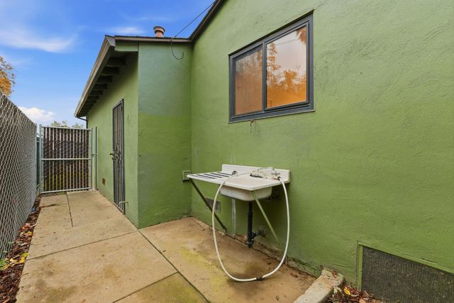 6626 Dawson Way, Sacramento, CA 95823