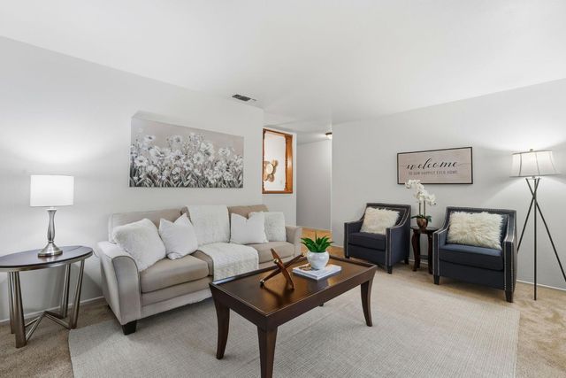 6626 Dawson Way, Sacramento, CA 95823