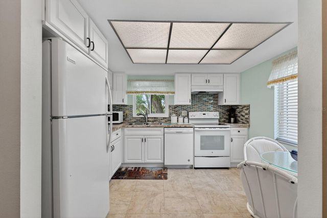 1111 W FAITH CIRCLE 2006, Bradenton, FL 34212