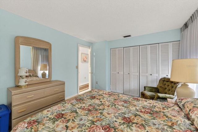 1111 W FAITH CIRCLE 2006, Bradenton, FL 34212