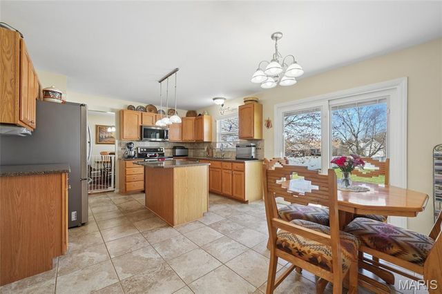 6099 Timber Hollow Lane, High Ridge, MO 63049