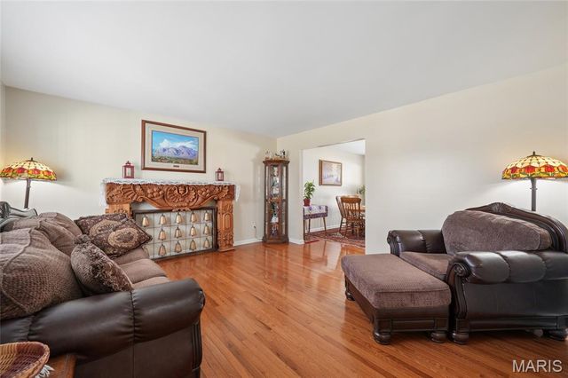 6099 Timber Hollow Lane, High Ridge, MO 63049