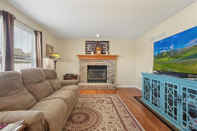 6099 Timber Hollow Lane, High Ridge, MO 63049