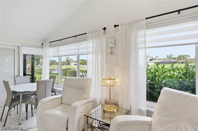 1034 Forest Lakes DR 10C, Naples, FL 34105